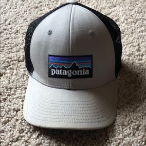Patagonia men’s Trucker Hat